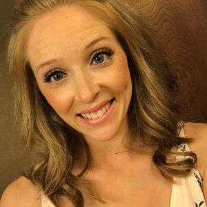 Meet your Posher, Jacqueline